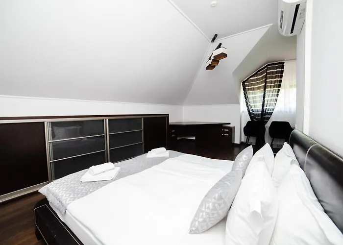 Antonio Hotel Úzhgorod