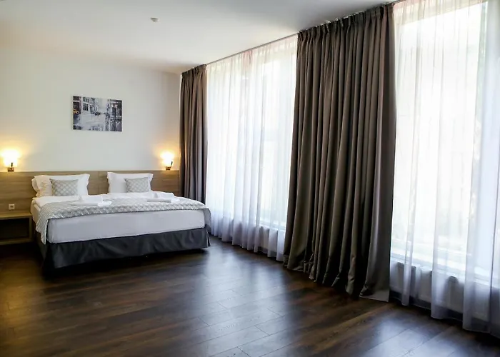 Antonio Hotel