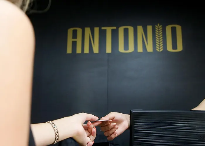 Antonio 3* Úzhgorod